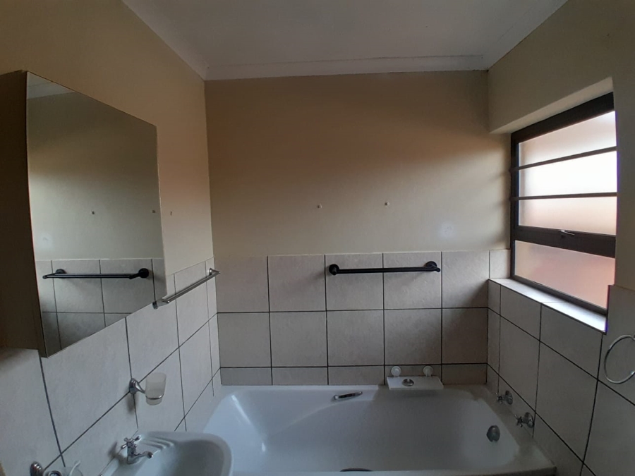 2 Bedroom Property for Sale in Kathu Northern Cape